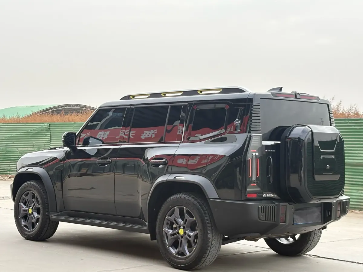 2023 Jetour Traveller 2.0T 254HP L4 7DCT,autocango,china used car exporter,china ev exporter,chinese used car exporter,chinese used ev exporter