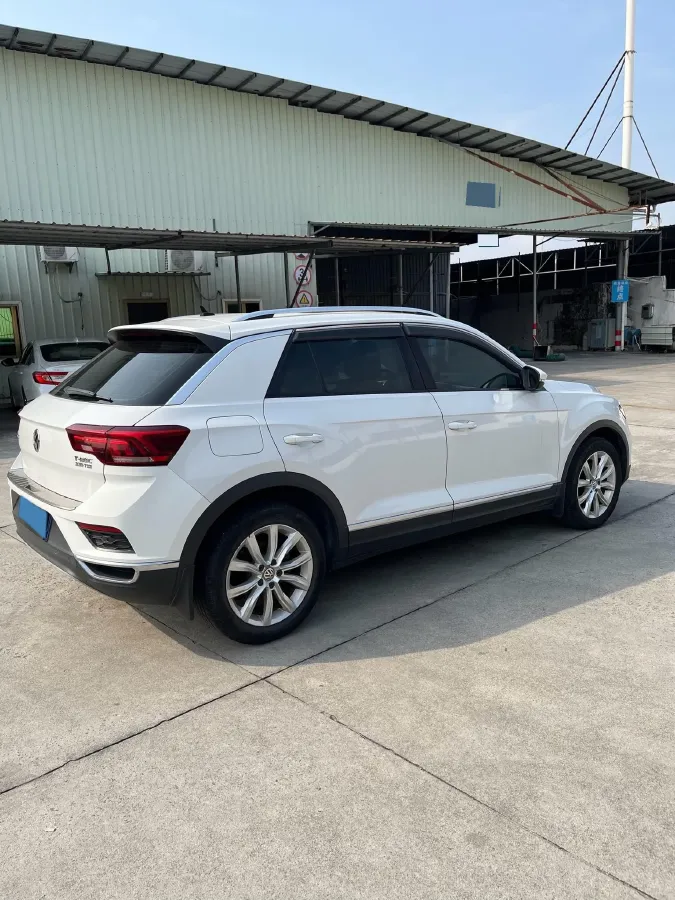 2019 Volkswagen T-Roc 1.4T 131HP L4 7DCT,autocango,china used car exporter,china ev exporter,chinese used car exporter,chinese used ev exporter