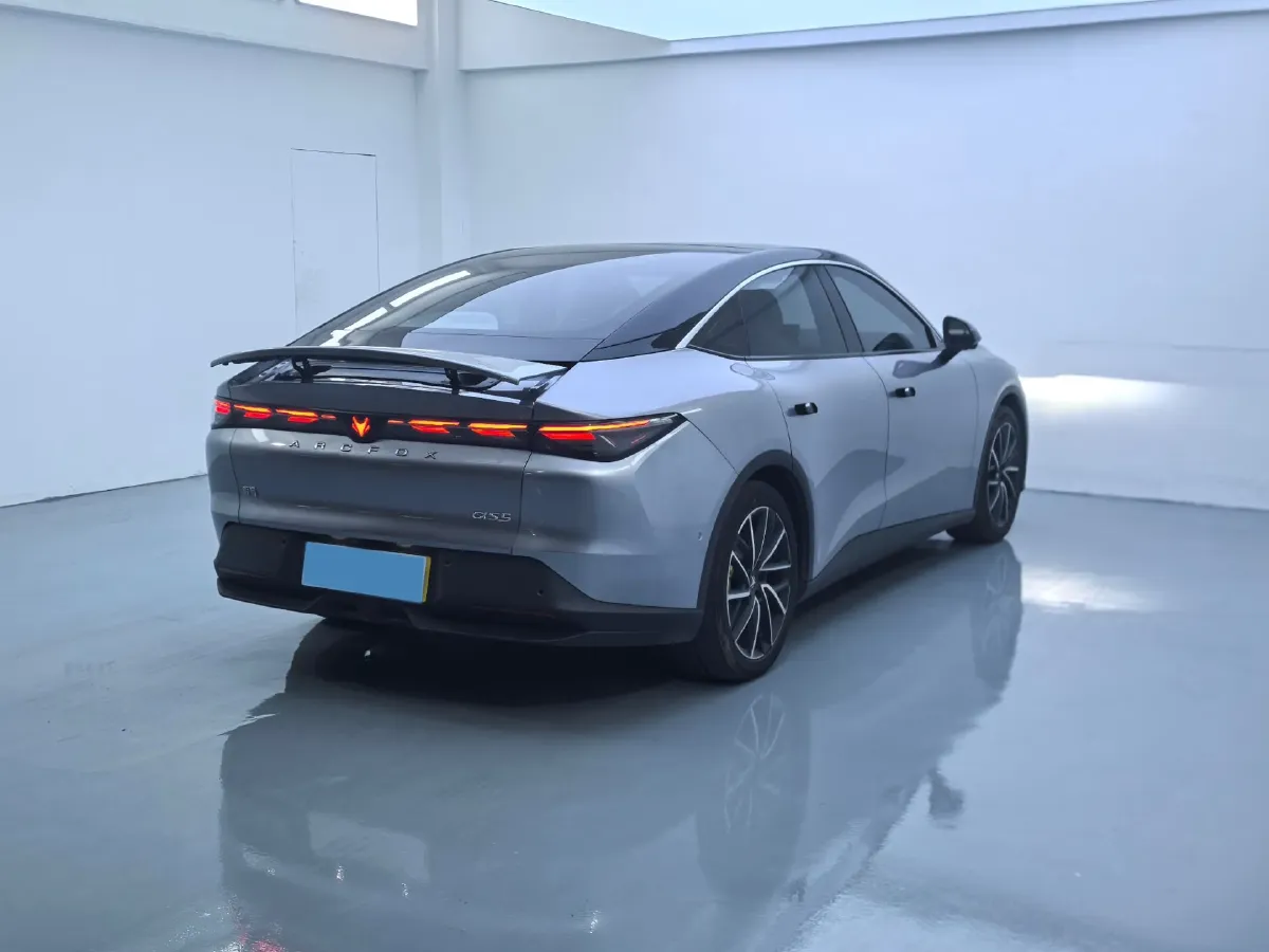 2024 ARCFOX αT5 BEV 79.2KWH,autocango,china used car exporter,china ev exporter,chinese used car exporter,chinese used ev exporter