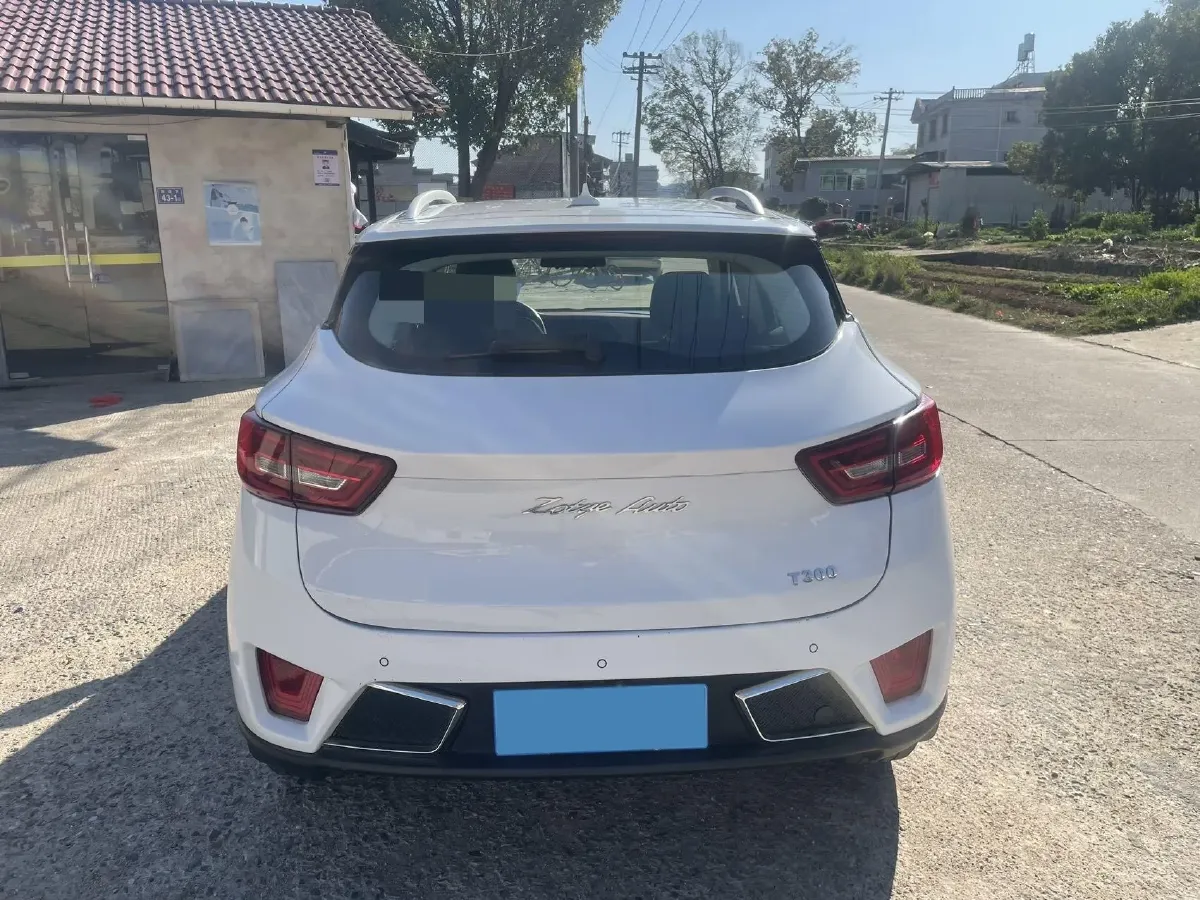 2017 Zotye T300 1.5L 112HP L4 5MT,autocango,china used car exporter,china ev exporter,chinese used car exporter,chinese used ev exporter