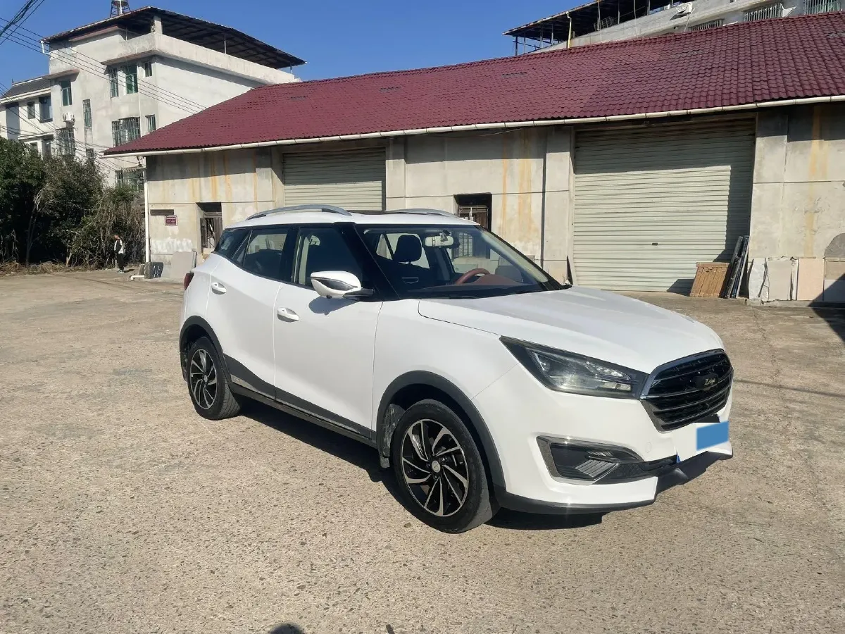 2017 Zotye T300 1.5L 112HP L4 5MT,autocango,china used car exporter,china ev exporter,chinese used car exporter,chinese used ev exporter