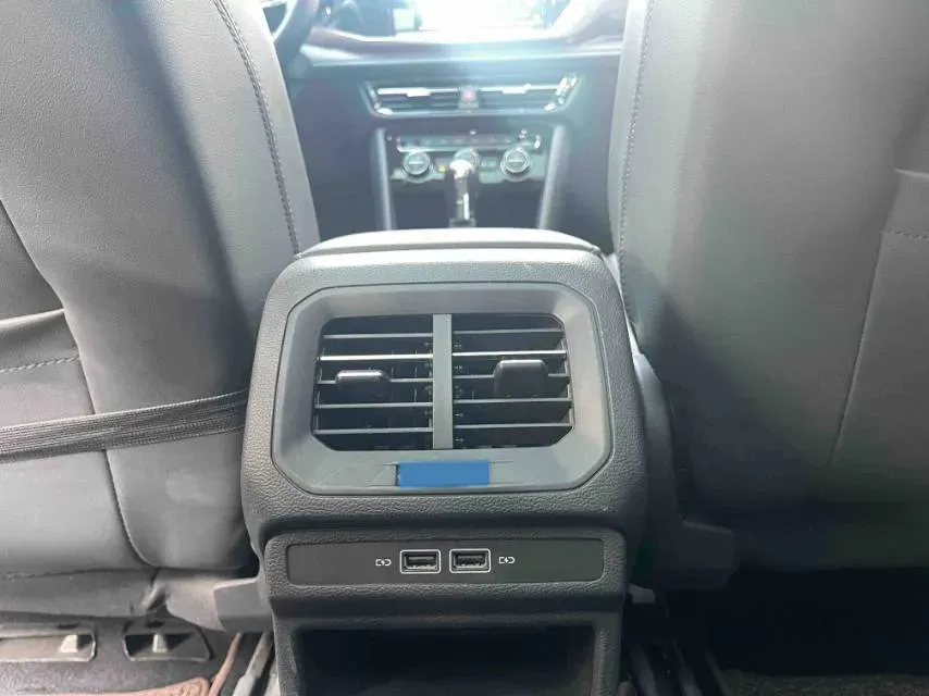 2019 Jeep Compass 1.3T 173HP L4 9AT,autocango,china used car exporter,china ev exporter,chinese used car exporter,chinese used ev exporter