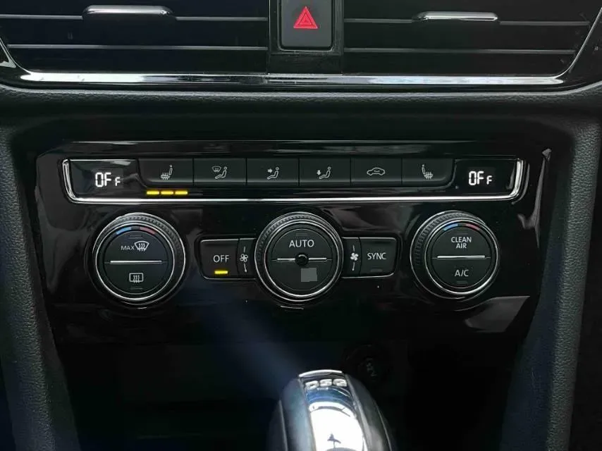 2019 Jeep Compass 1.3T 173HP L4 9AT,autocango,china used car exporter,china ev exporter,chinese used car exporter,chinese used ev exporter