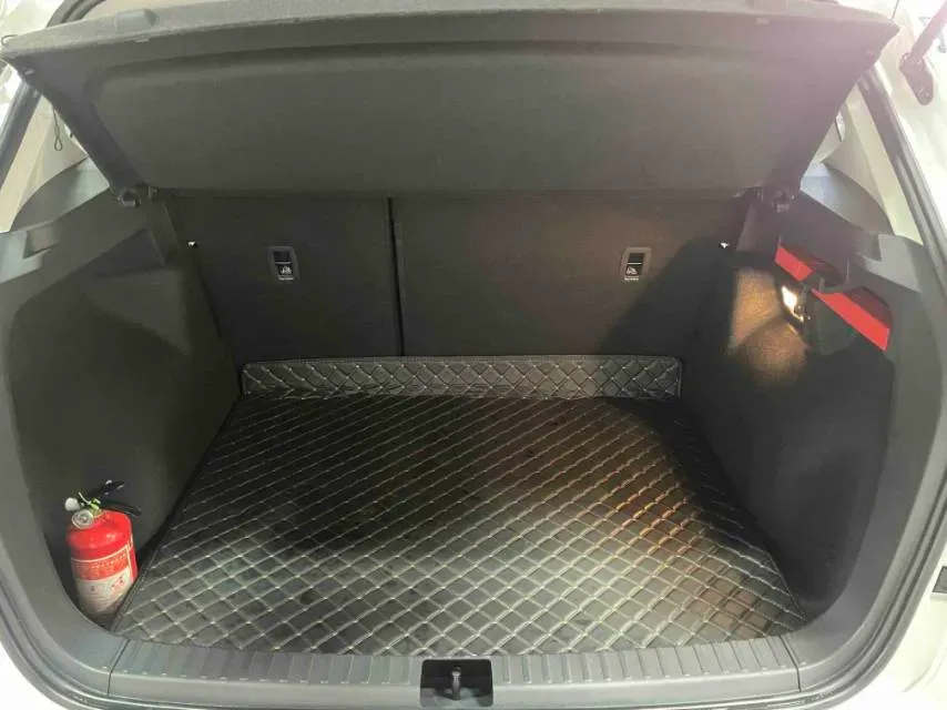 2019 Jeep Compass 1.3T 173HP L4 9AT,autocango,china used car exporter,china ev exporter,chinese used car exporter,chinese used ev exporter