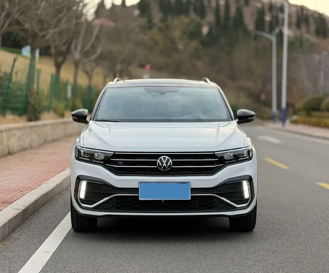 2022 Volkswagen T-Roc 1.4T 150HP L4 7DCT,autocango,china used car exporter,china ev exporter,chinese used car exporter,chinese used ev exporter