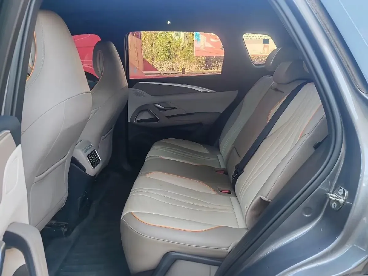 2024 BYD Song Pro 1.5L 110HP L4 E-CVT PHEV 18.3KWH,autocango,china used car exporter,china ev exporter,chinese used car exporter,chinese used ev exporter