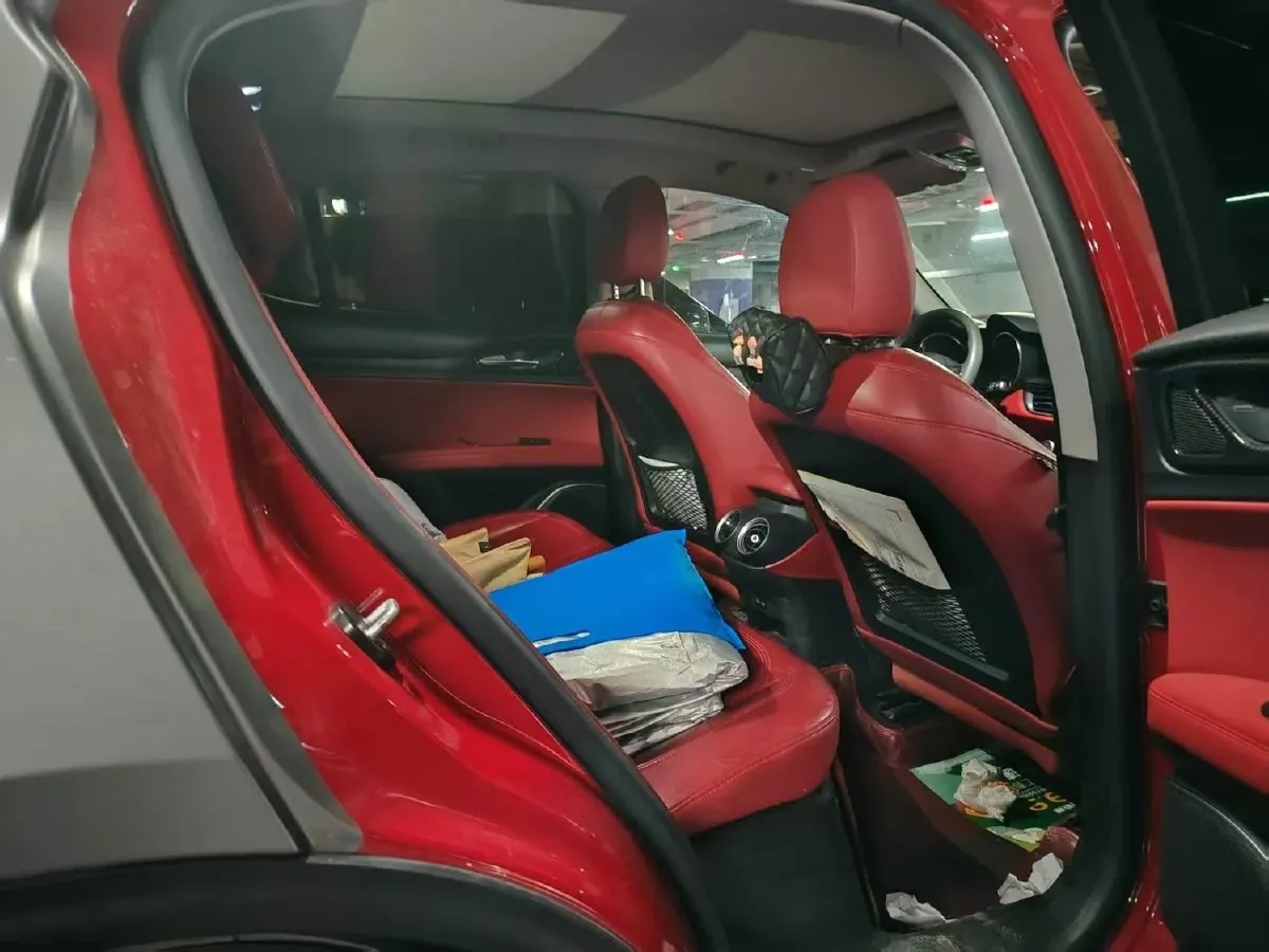 2017 Jaguar XE 2.0T 240HP L4 8AT,autocango,china used car exporter,china ev exporter,chinese used car exporter,chinese used ev exporter