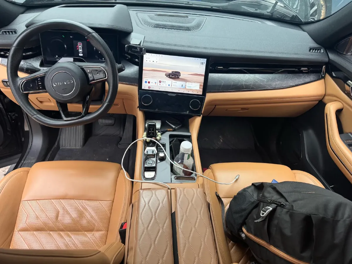 2021 Buick GL8 2.0T 237HP L4 9AT,autocango,china used car exporter,china ev exporter,chinese used car exporter,chinese used ev exporter