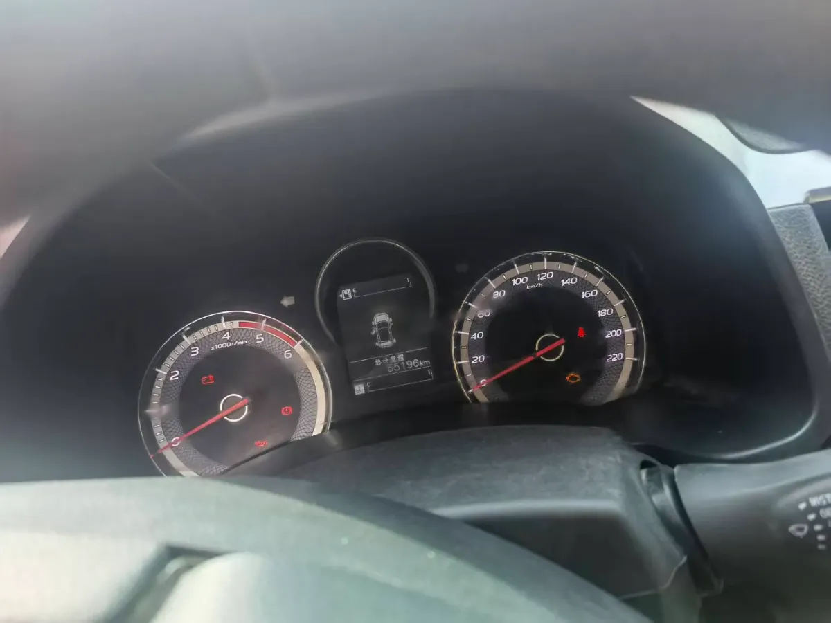 2022 Isuzu RE-MAX Jim 2.8T 120HP L4 5MT,autocango,china used car exporter,china ev exporter,chinese used car exporter,chinese used ev exporter