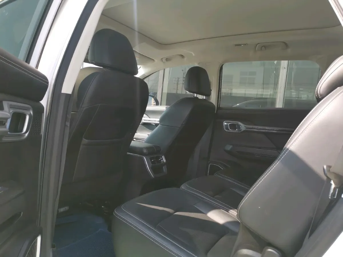 2020 Geely Okavango 1.8T 184HP L4 7DCT,autocango,china used car exporter,china ev exporter,chinese used car exporter,chinese used ev exporter