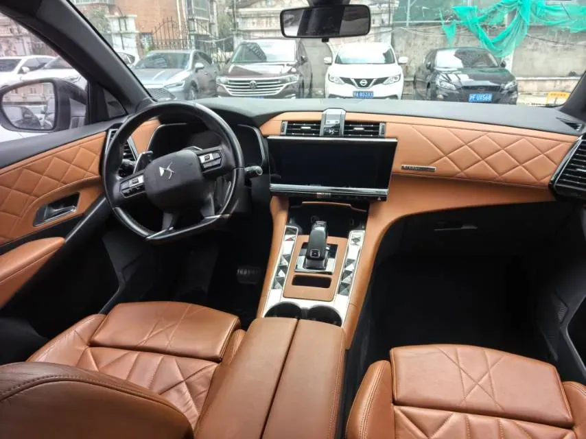 2020 DS 7 1.6T 180HP L4 8AT,autocango,china used car exporter,china ev exporter,chinese used car exporter,chinese used ev exporter