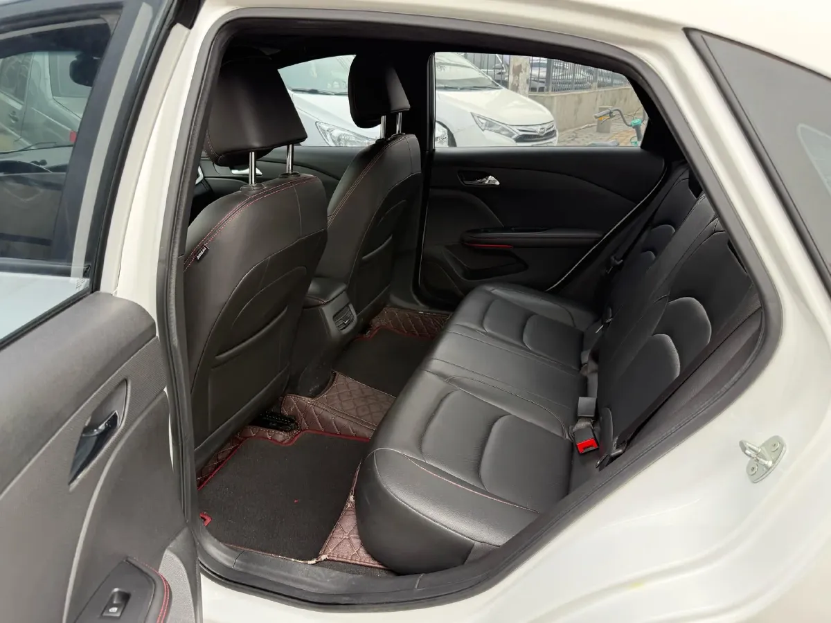 2019 Chevrolet Monza 1.3T 163HP L3 6AT,autocango,china used car exporter,china ev exporter,chinese used car exporter,chinese used ev exporter