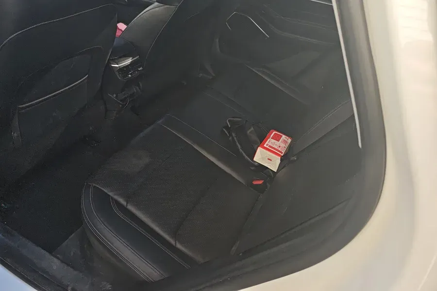 2022 Geely Emgrand 1.5L 114HP L4 CVT,autocango,china used car exporter,china ev exporter,chinese used car exporter,chinese used ev exporter