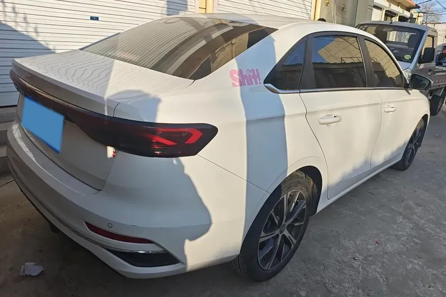 2022 Geely Emgrand 1.5L 114HP L4 CVT,autocango,china used car exporter,china ev exporter,chinese used car exporter,chinese used ev exporter