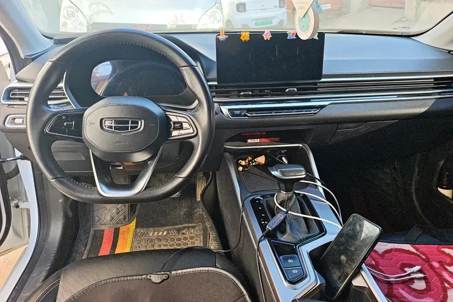 2022 Geely Emgrand 1.5L 114HP L4 CVT,autocango,china used car exporter,china ev exporter,chinese used car exporter,chinese used ev exporter