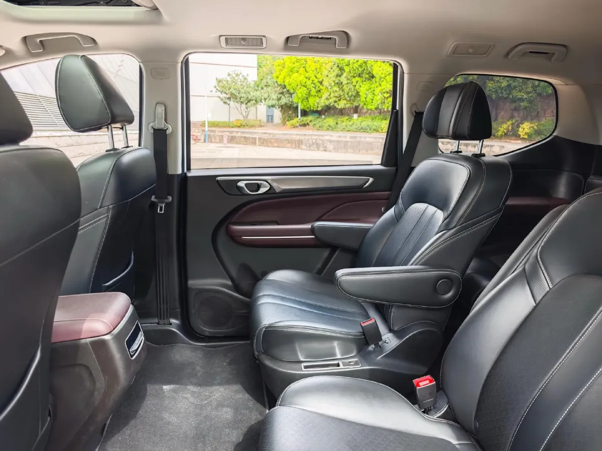 2023 GAC Trumpchi M6 1.5T 177HP L4 7DCT,autocango,china used car exporter,china ev exporter,chinese used car exporter,chinese used ev exporter