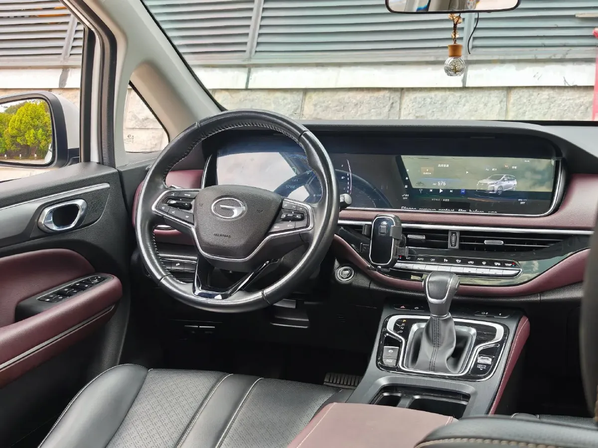 2023 GAC Trumpchi M6 1.5T 177HP L4 7DCT,autocango,china used car exporter,china ev exporter,chinese used car exporter,chinese used ev exporter