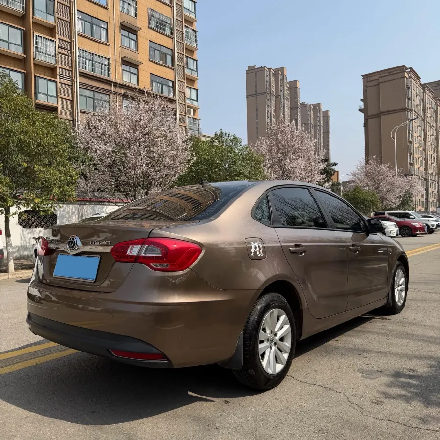 2017 Brilliance Auto H530 1.6L 118HP L4 5MT,autocango,china used car exporter,china ev exporter,chinese used car exporter,chinese used ev exporter