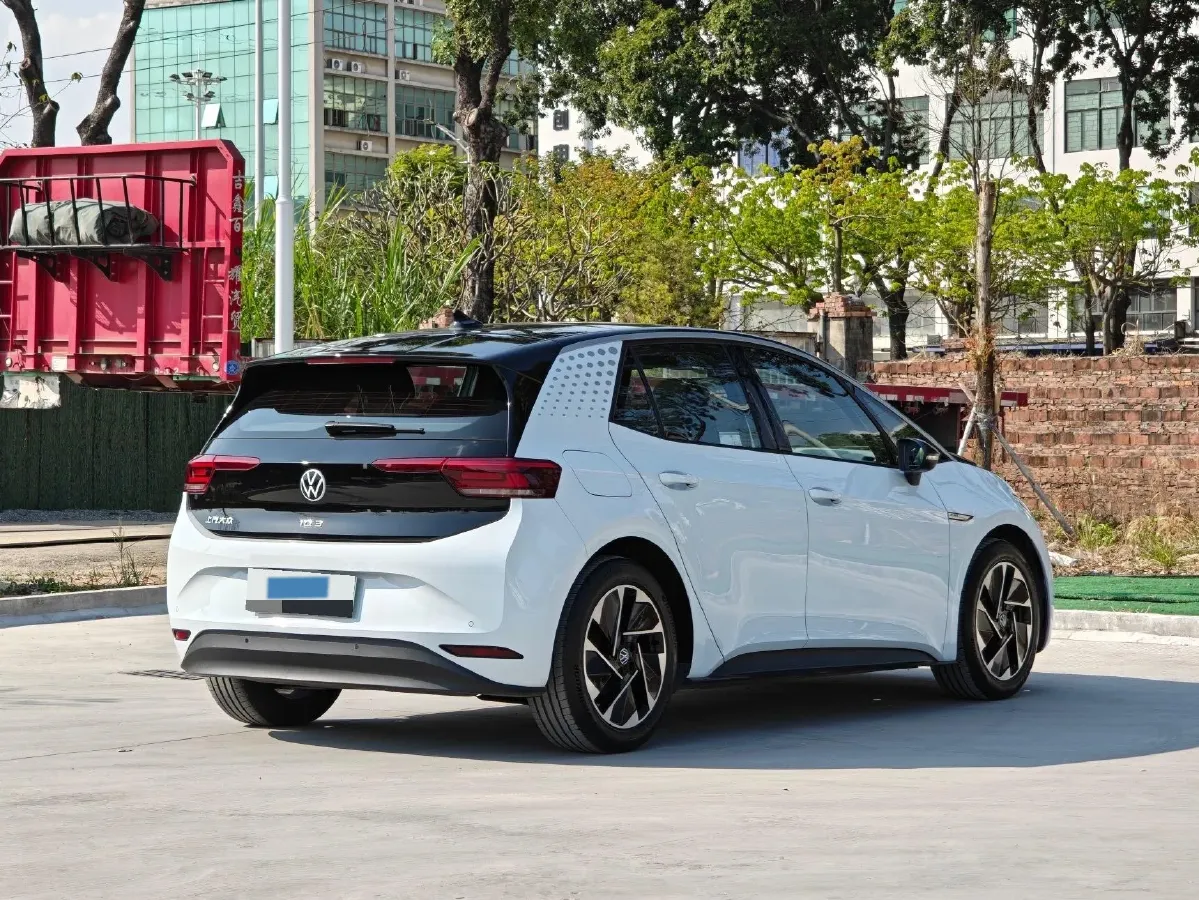 2023 Volkswagen ID.3 BEV 52.8KWH,autocango,china used car exporter,china ev exporter,chinese used car exporter,chinese used ev exporter