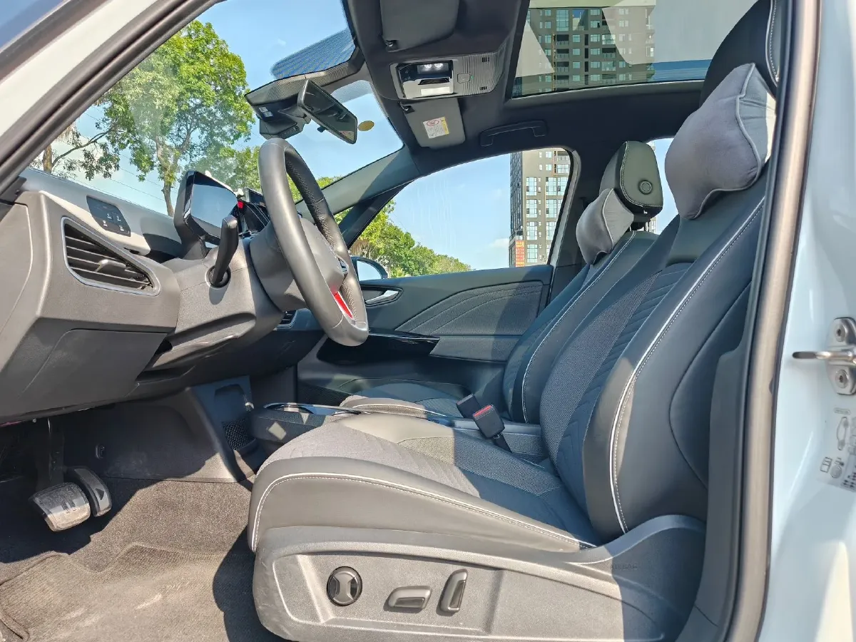 2023 Volkswagen ID.3 BEV 52.8KWH,autocango,china used car exporter,china ev exporter,chinese used car exporter,chinese used ev exporter