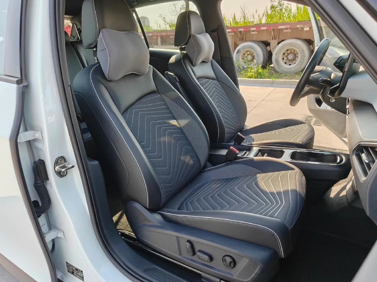 2023 Volkswagen ID.3 BEV 52.8KWH,autocango,china used car exporter,china ev exporter,chinese used car exporter,chinese used ev exporter