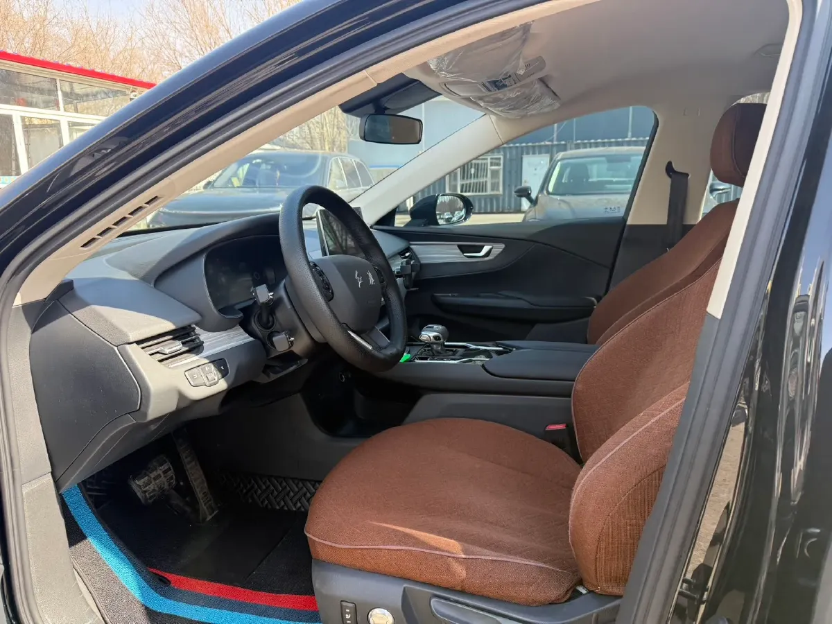 2023 HongQi E-QM5 BEV 54KWH,autocango,china used car exporter,china ev exporter,chinese used car exporter,chinese used ev exporter