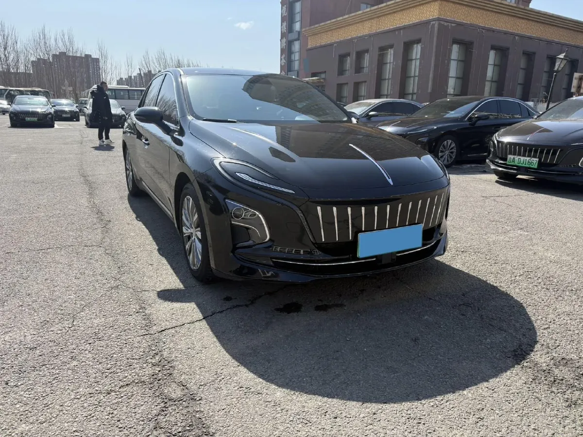 2023 HongQi E-QM5 BEV 54KWH,autocango,china used car exporter,china ev exporter,chinese used car exporter,chinese used ev exporter