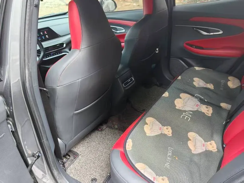 2021 ChangAn UNI-T 1.5T 180HP L4 7DCT,autocango,china used car exporter,china ev exporter,chinese used car exporter,chinese used ev exporter