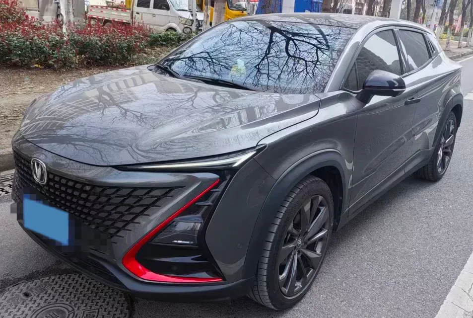 2021 ChangAn UNI-T 1.5T 180HP L4 7DCT,autocango,china used car exporter,china ev exporter,chinese used car exporter,chinese used ev exporter