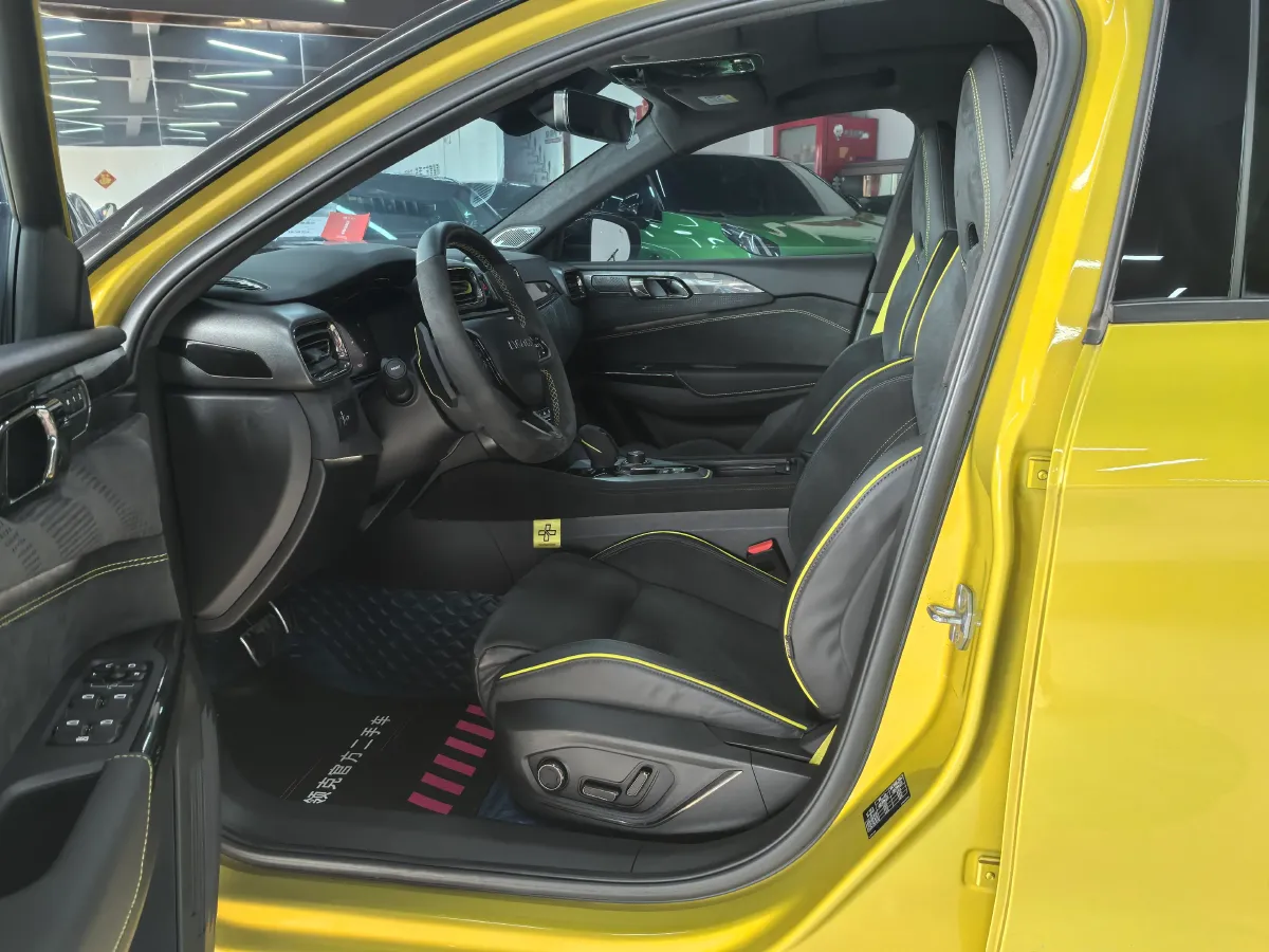 2022 LYNK&CO 03 2.0T 254HP L4 8AT,autocango,china used car exporter,china ev exporter,chinese used car exporter,chinese used ev exporter