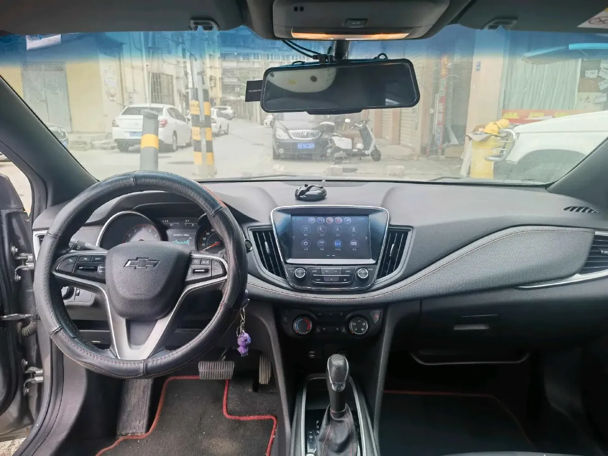 2019 Chevrolet Monza 1.3T 163HP L3 6AT,autocango,china used car exporter,china ev exporter,chinese used car exporter,chinese used ev exporter