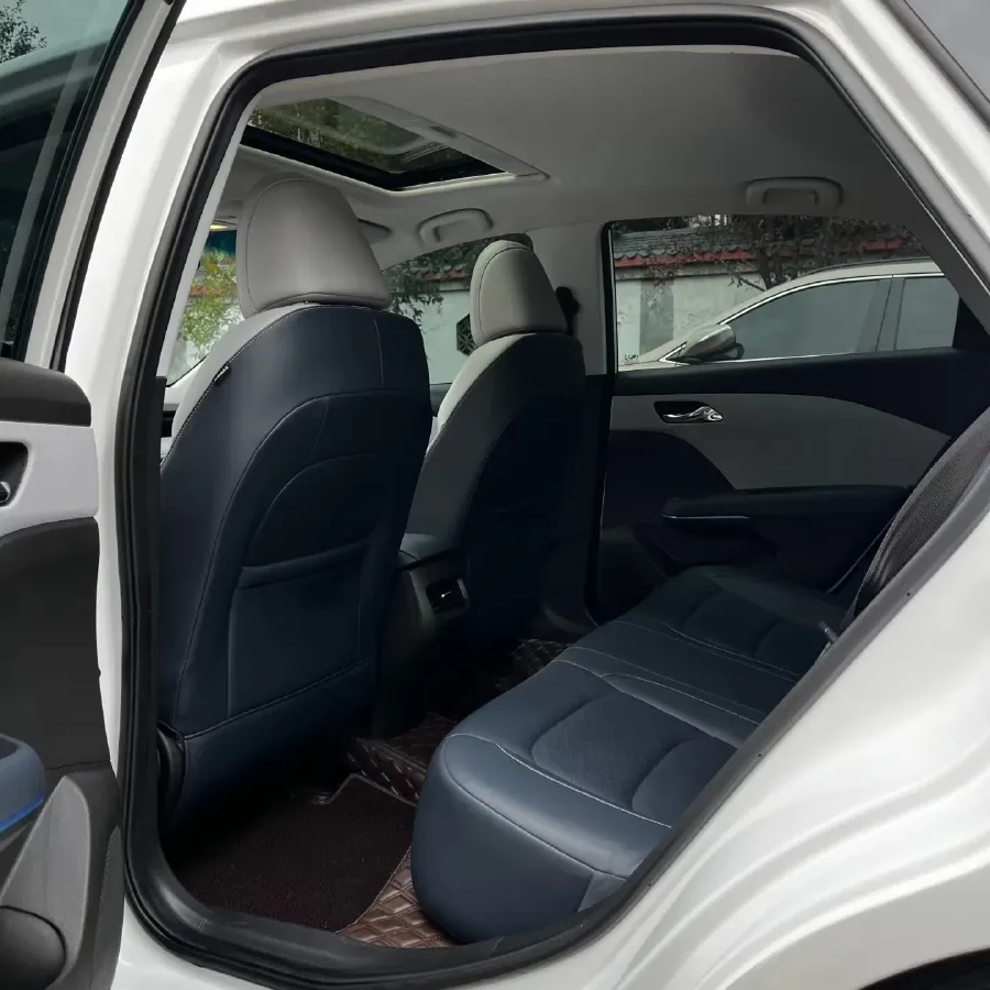 2023 Chevrolet Monza 1.5L 113HP L4 6DCT,autocango,china used car exporter,china ev exporter,chinese used car exporter,chinese used ev exporter