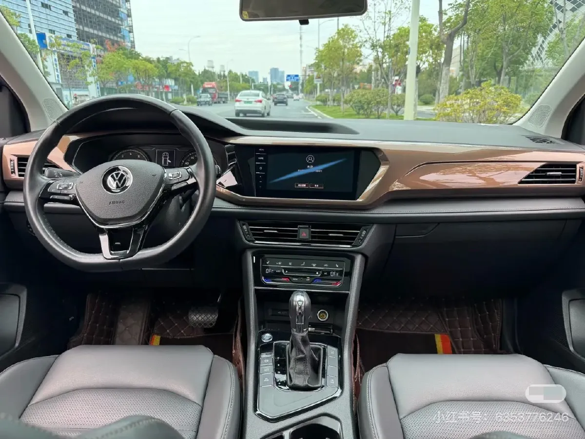 2021 Volkswagen Tharu 1.4T 150HP L4 7DCT,autocango,china used car exporter,china ev exporter,chinese used car exporter,chinese used ev exporter