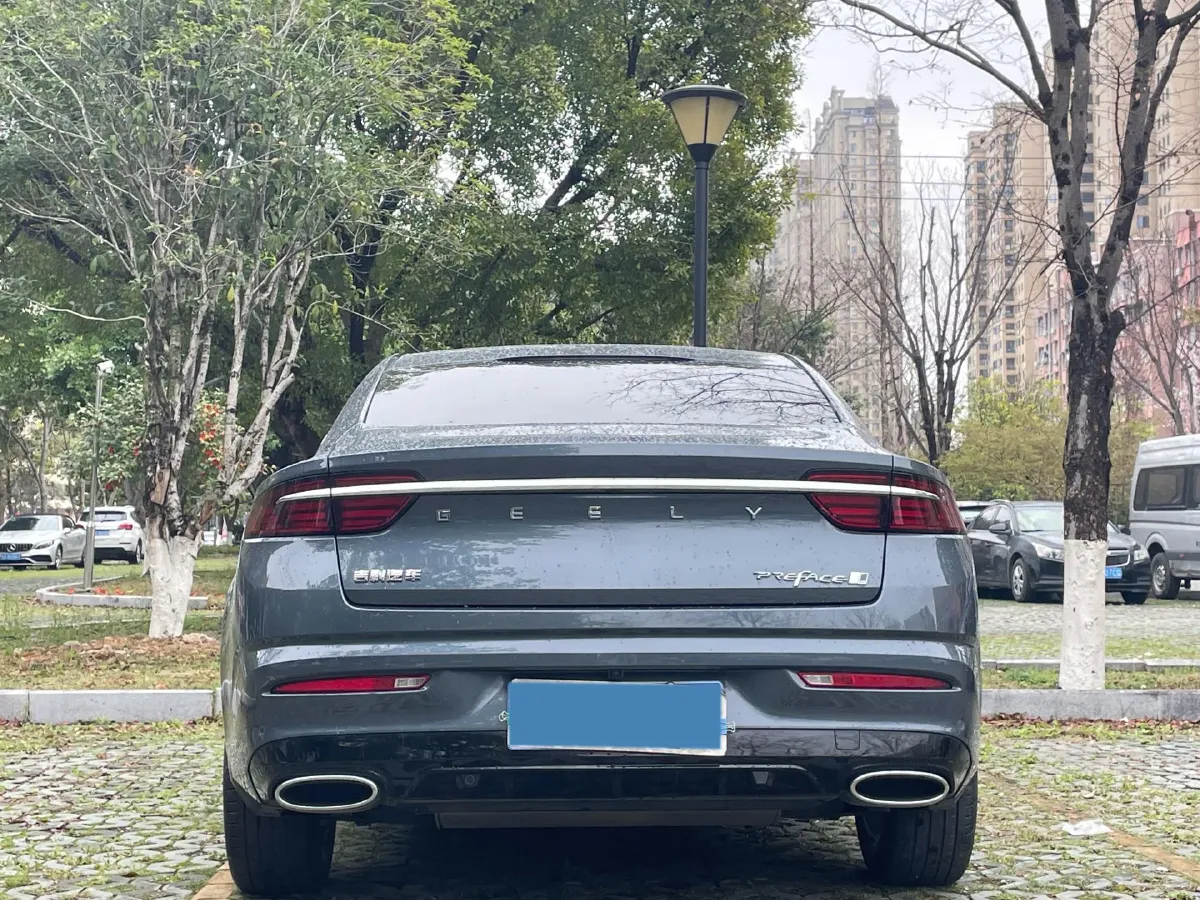 2023 Geely Preface 2.0T 190HP L4 7DCT,autocango,china used car exporter,china ev exporter,chinese used car exporter,chinese used ev exporter
