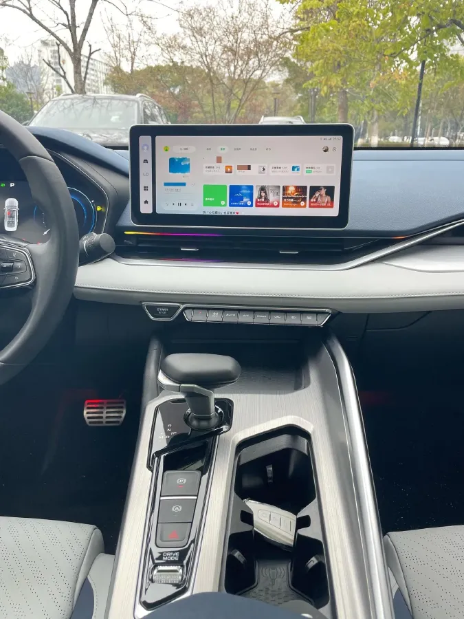 2023 Geely Preface 2.0T 190HP L4 7DCT,autocango,china used car exporter,china ev exporter,chinese used car exporter,chinese used ev exporter