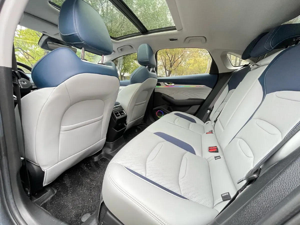 2023 Geely Preface 2.0T 190HP L4 7DCT,autocango,china used car exporter,china ev exporter,chinese used car exporter,chinese used ev exporter