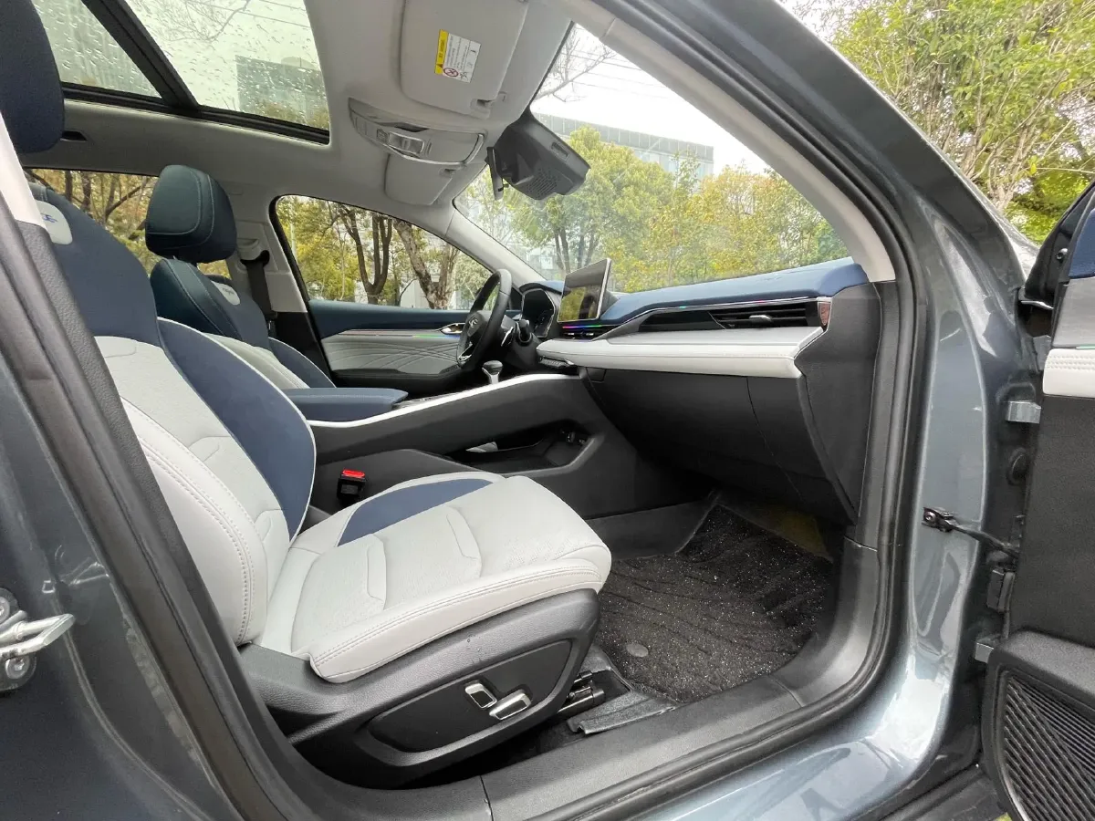 2023 Geely Preface 2.0T 190HP L4 7DCT,autocango,china used car exporter,china ev exporter,chinese used car exporter,chinese used ev exporter