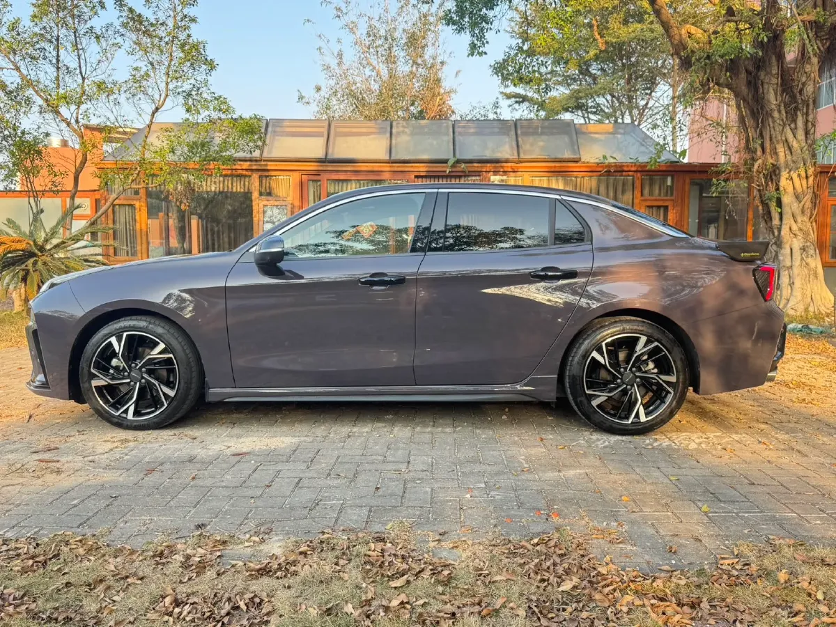 2025 LYNK&CO 03 1.5T 181HP L4 7DCT,autocango,china used car exporter,china ev exporter,chinese used car exporter,chinese used ev exporter