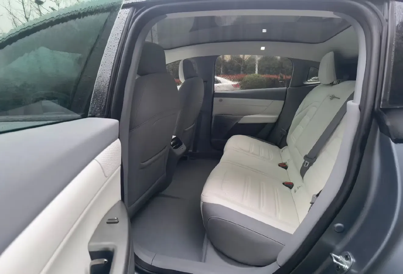 2024 DongFeng eπ eπ007 BEV 70.26KWH,autocango,china used car exporter,china ev exporter,chinese used car exporter,chinese used ev exporter