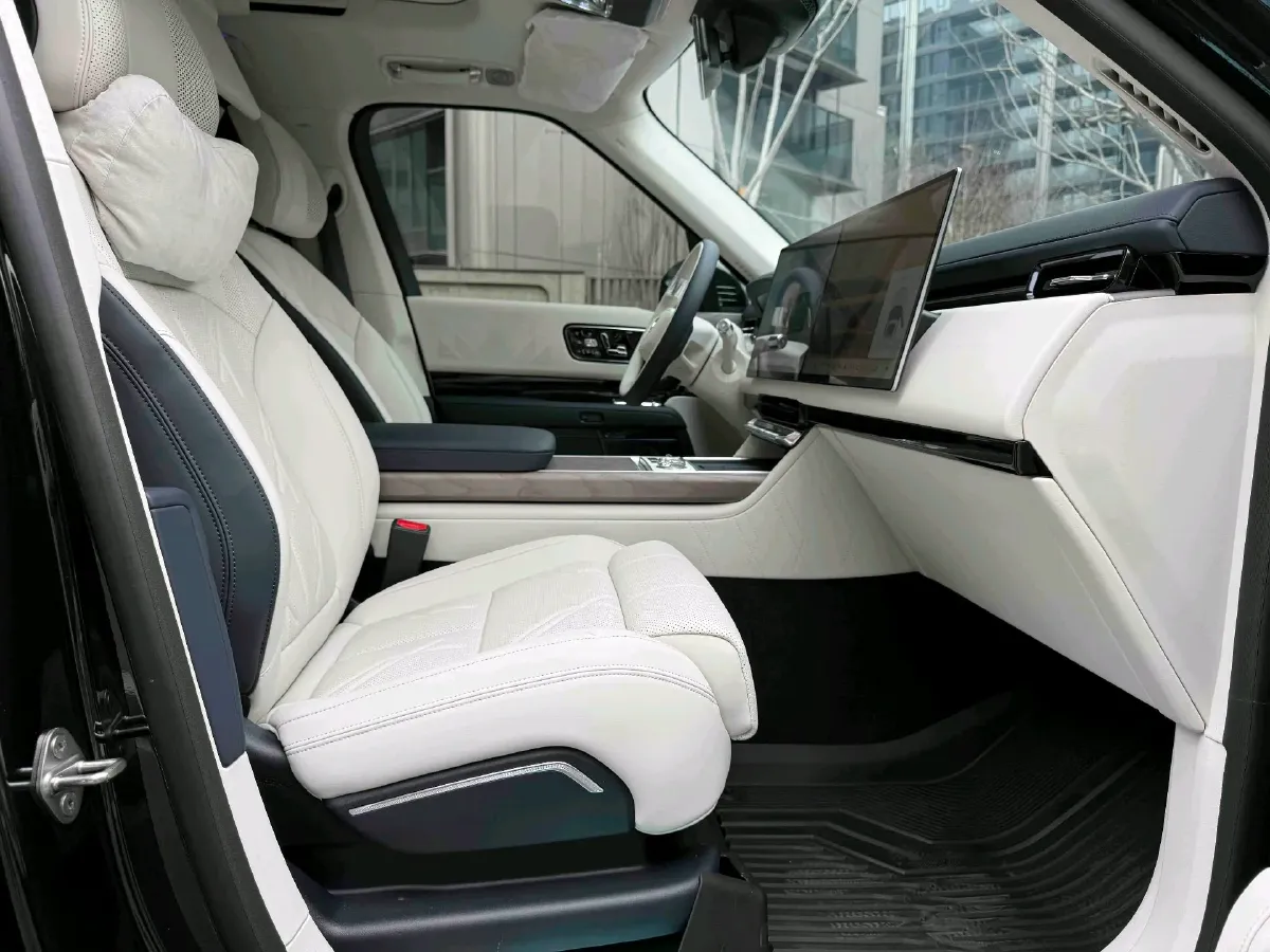 2025 Zeekr 9X 2.0T 279HP L4 1DHT PHEV,autocango,china used car exporter,china ev exporter,chinese used car exporter,chinese used ev exporter