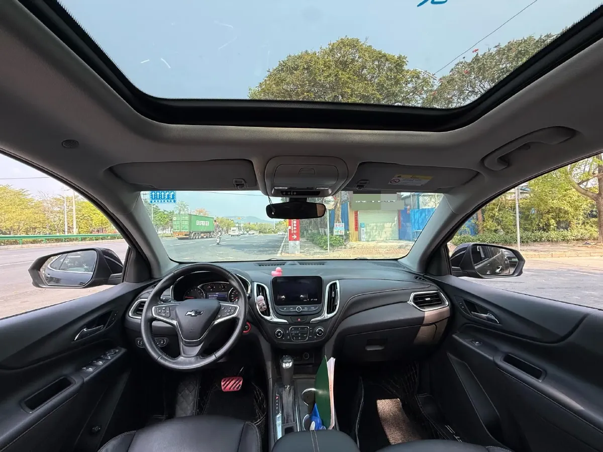 2019 Chevrolet Equinox 1.5T 180HP L4 6AT,autocango,china used car exporter,china ev exporter,chinese used car exporter,chinese used ev exporter