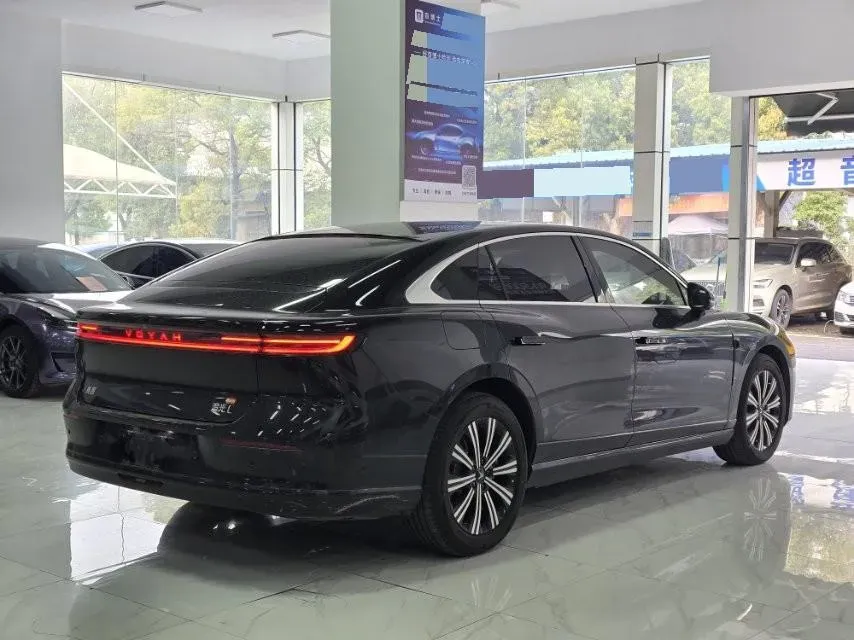 2026 Voyah ZhuiGuang L 1.5T 150HP L4 PHEV,autocango,china used car exporter,china ev exporter,chinese used car exporter,chinese used ev exporter