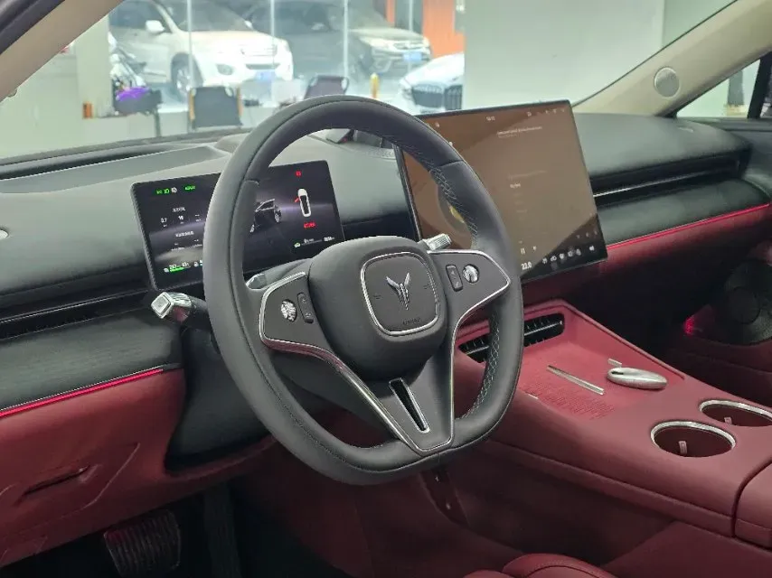 2026 Voyah ZhuiGuang L 1.5T 150HP L4 PHEV,autocango,china used car exporter,china ev exporter,chinese used car exporter,chinese used ev exporter