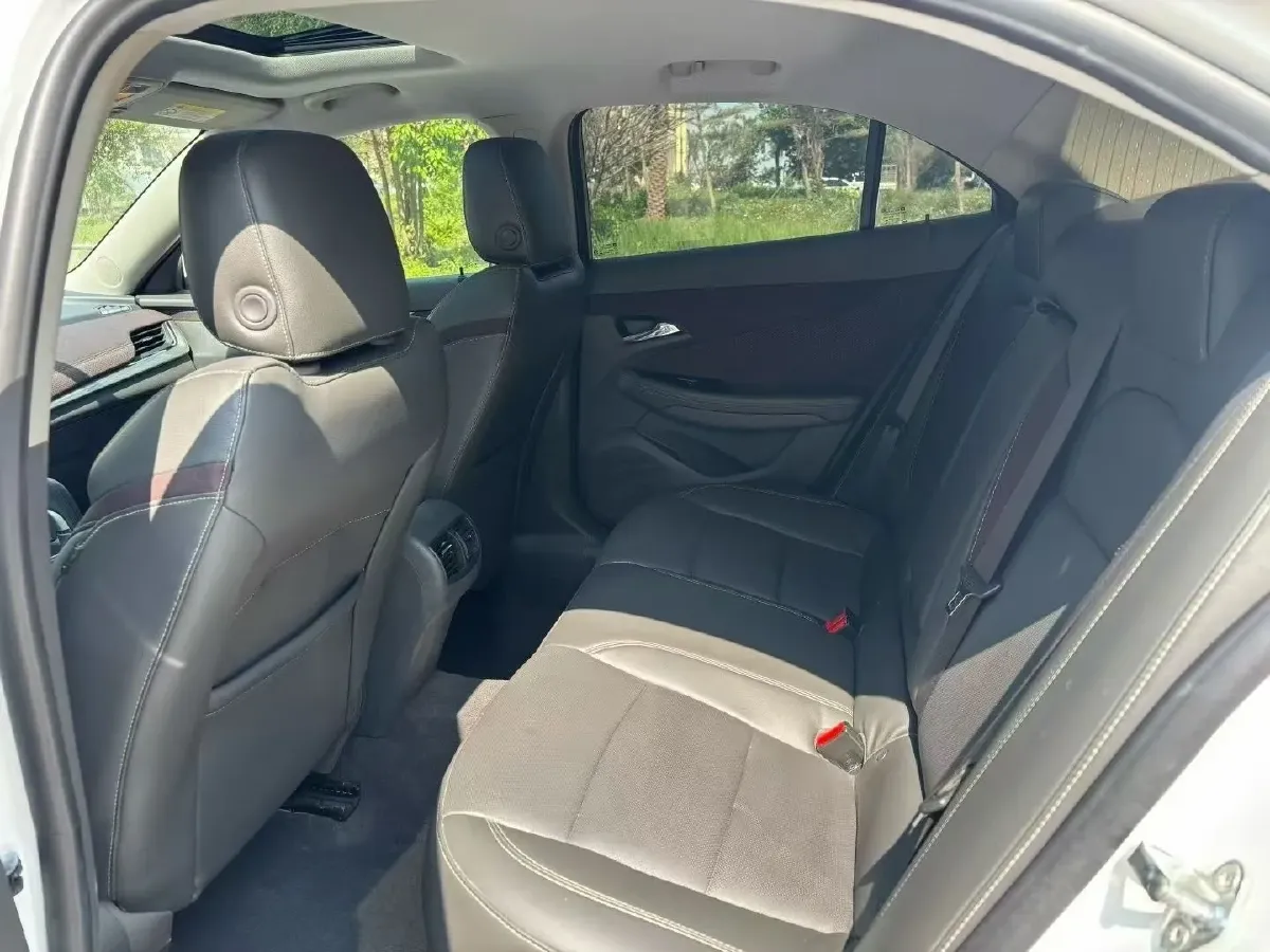 2018 Chevrolet Malibu 1.5T 170HP L4 6AT,autocango,china used car exporter,china ev exporter,chinese used car exporter,chinese used ev exporter