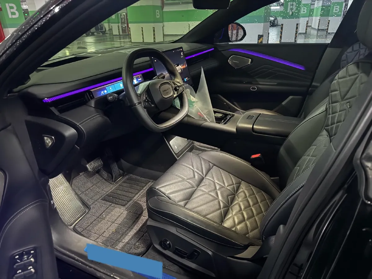 2025 LYNK&CO 10 EM-P 1.5T 163HP L4 3DHT PHEV,autocango,china used car exporter,china ev exporter,chinese used car exporter,chinese used ev exporter