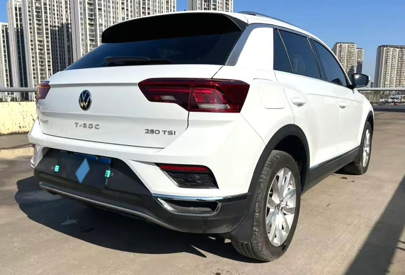 2022 Volkswagen T-Roc 1.4T 150HP L4 7DCT,autocango,china used car exporter,china ev exporter,chinese used car exporter,chinese used ev exporter