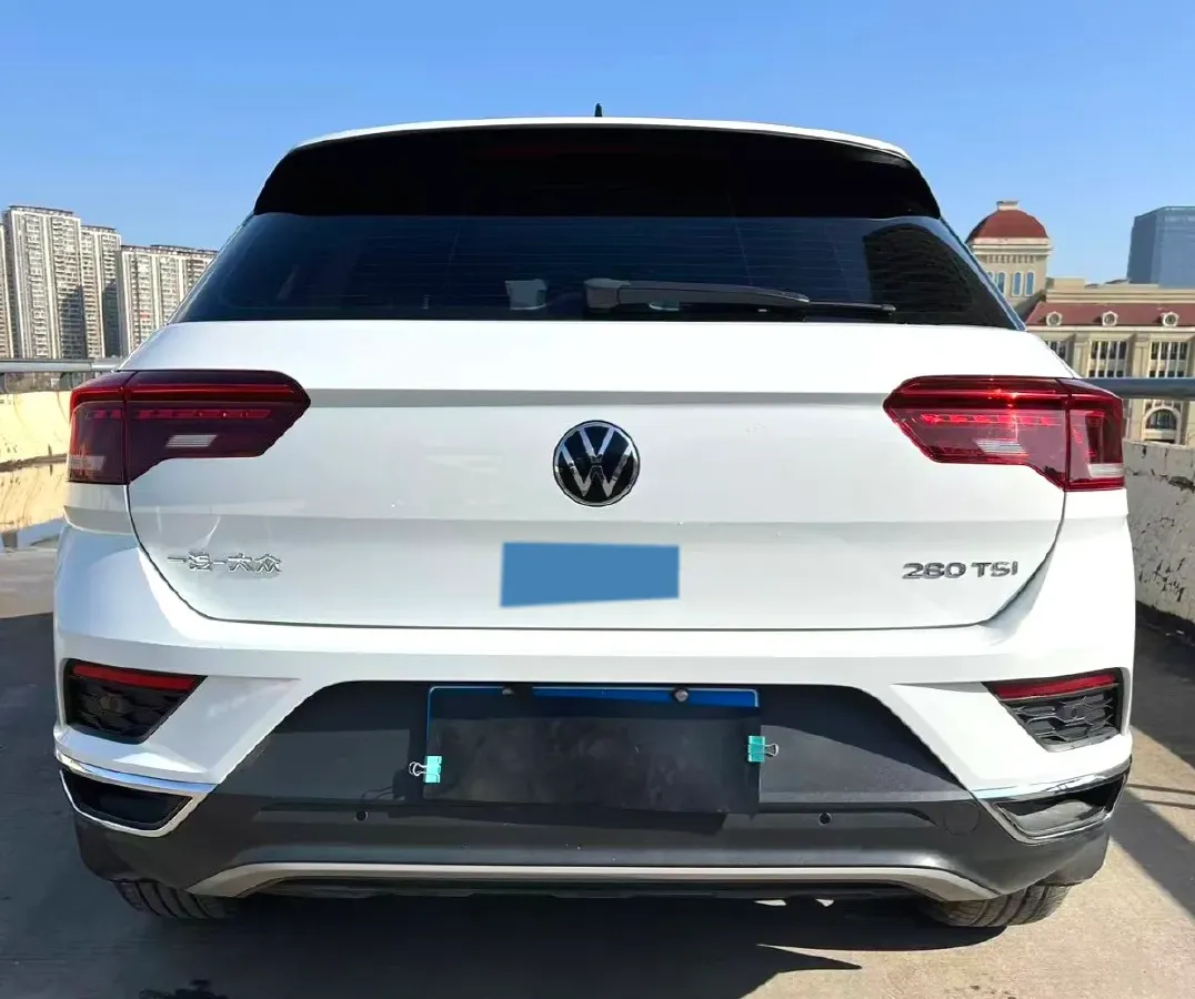 2022 Volkswagen T-Roc 1.4T 150HP L4 7DCT,autocango,china used car exporter,china ev exporter,chinese used car exporter,chinese used ev exporter