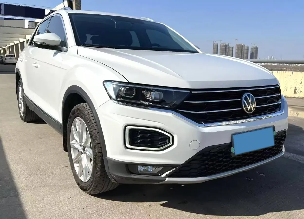 2022 Volkswagen T-Roc 1.4T 150HP L4 7DCT,autocango,china used car exporter,china ev exporter,chinese used car exporter,chinese used ev exporter