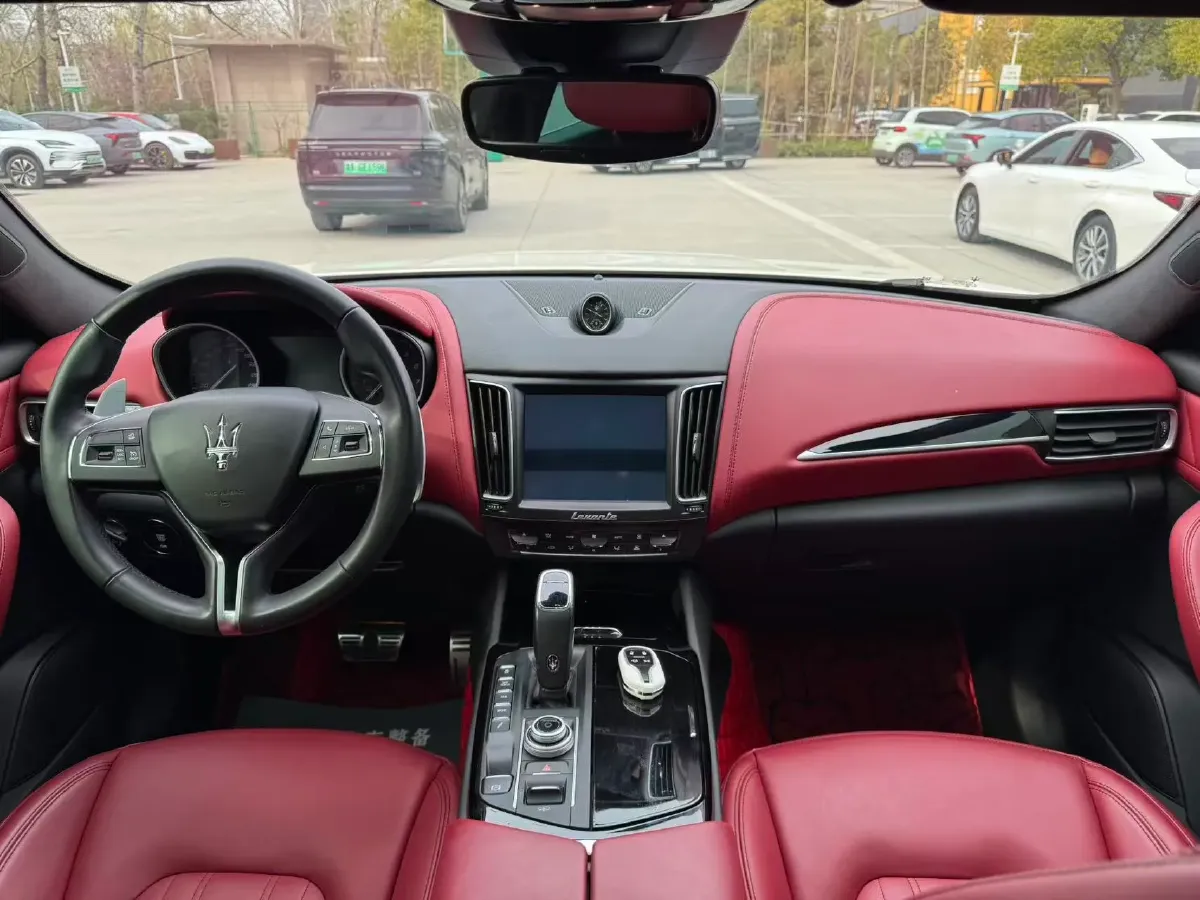 2019 Maserati Levante 3.0T 350HP V6 8AT,autocango,china used car exporter,china ev exporter,chinese used car exporter,chinese used ev exporter