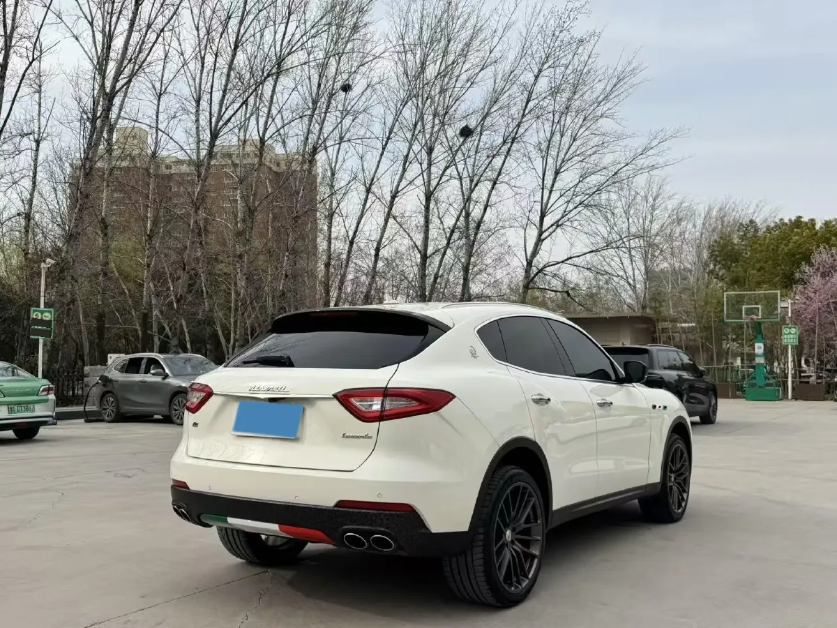 2019 Maserati Levante 3.0T 350HP V6 8AT,autocango,china used car exporter,china ev exporter,chinese used car exporter,chinese used ev exporter